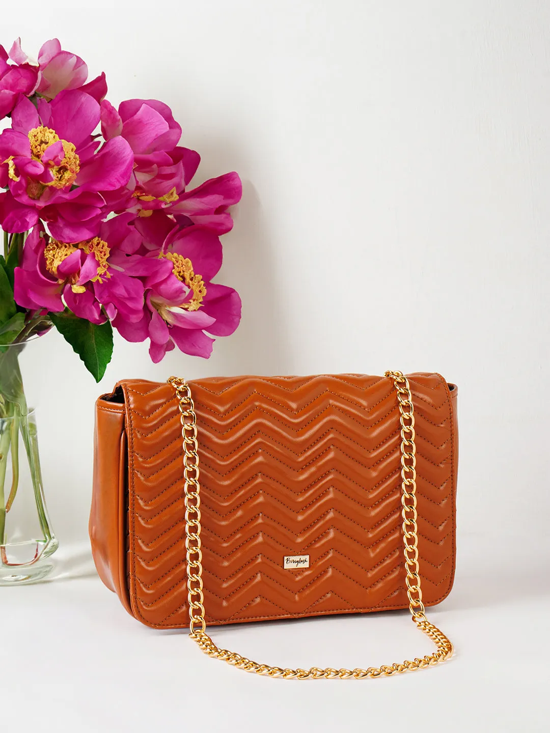 Berrylush Women Solid Tan Synthetic Leather Chain Strap One-Handle Quilted Sling Bag